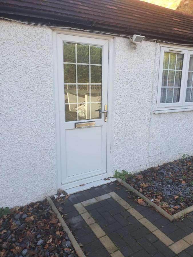 Chantilly Apartment Ickenham Exterior foto