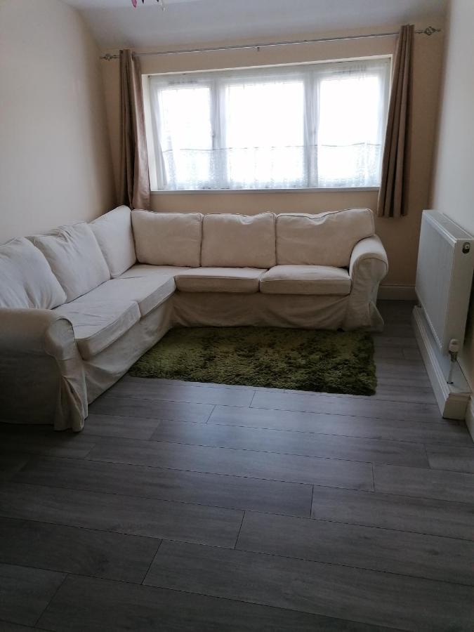Chantilly Apartment Ickenham Exterior foto